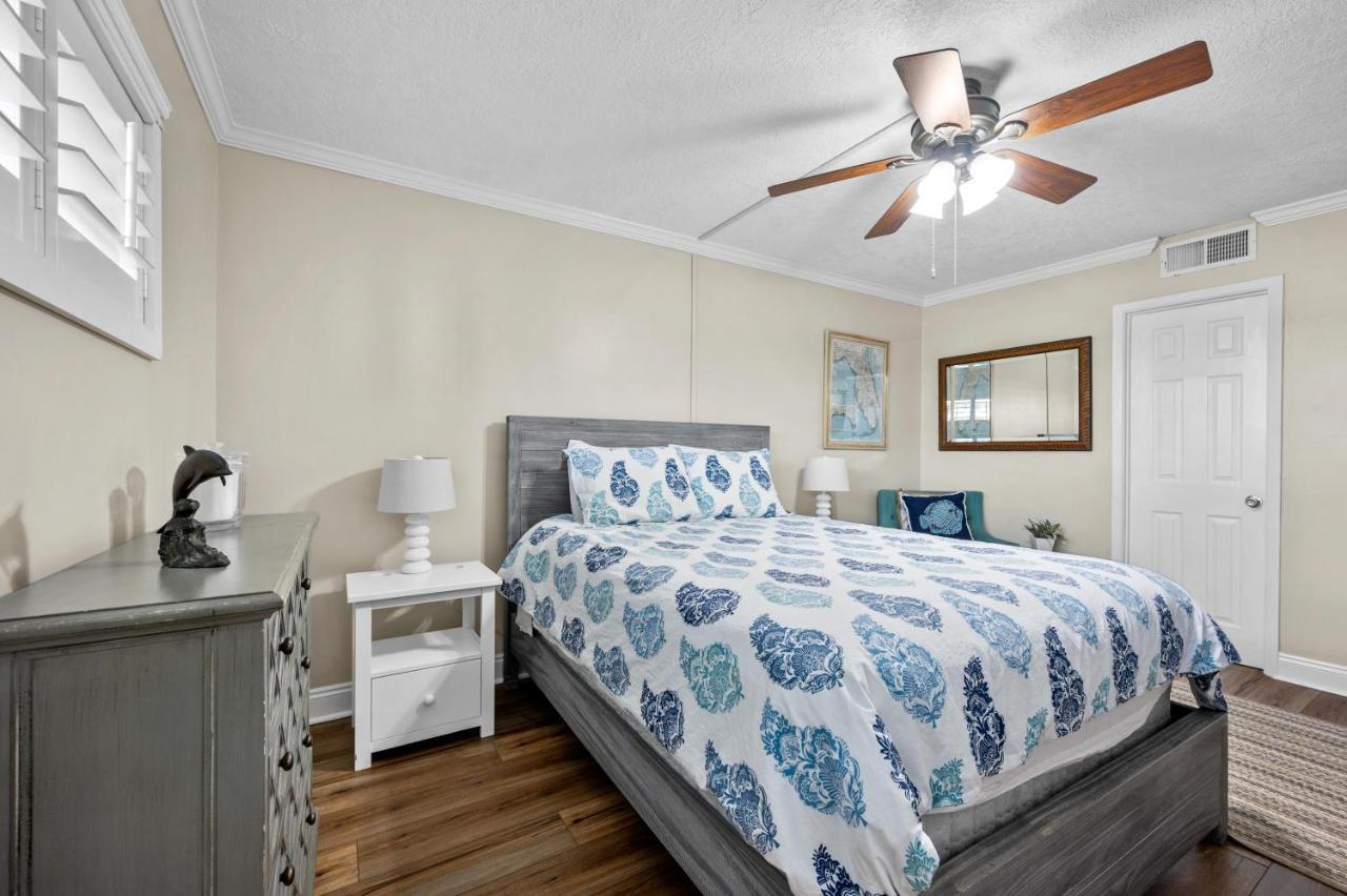 Holiday home Surf And Racquet Unit 306 Destin