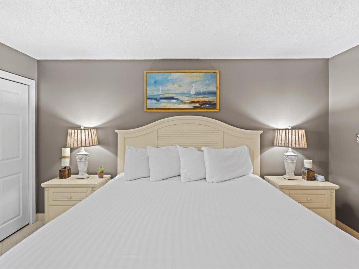 Surf And Racquet Unit 116 Holiday home Destin
