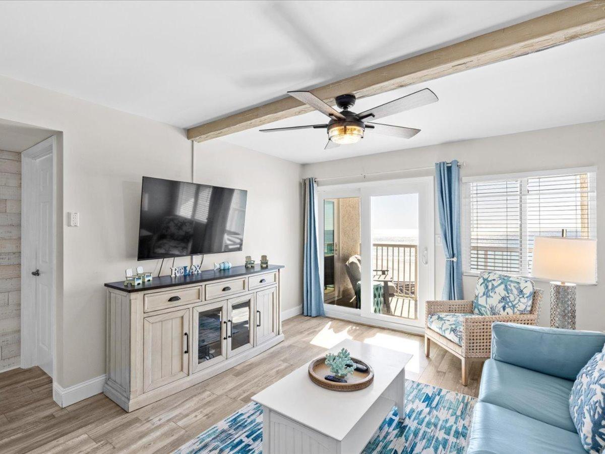 Surf And Racquet Unit 501 * Destin