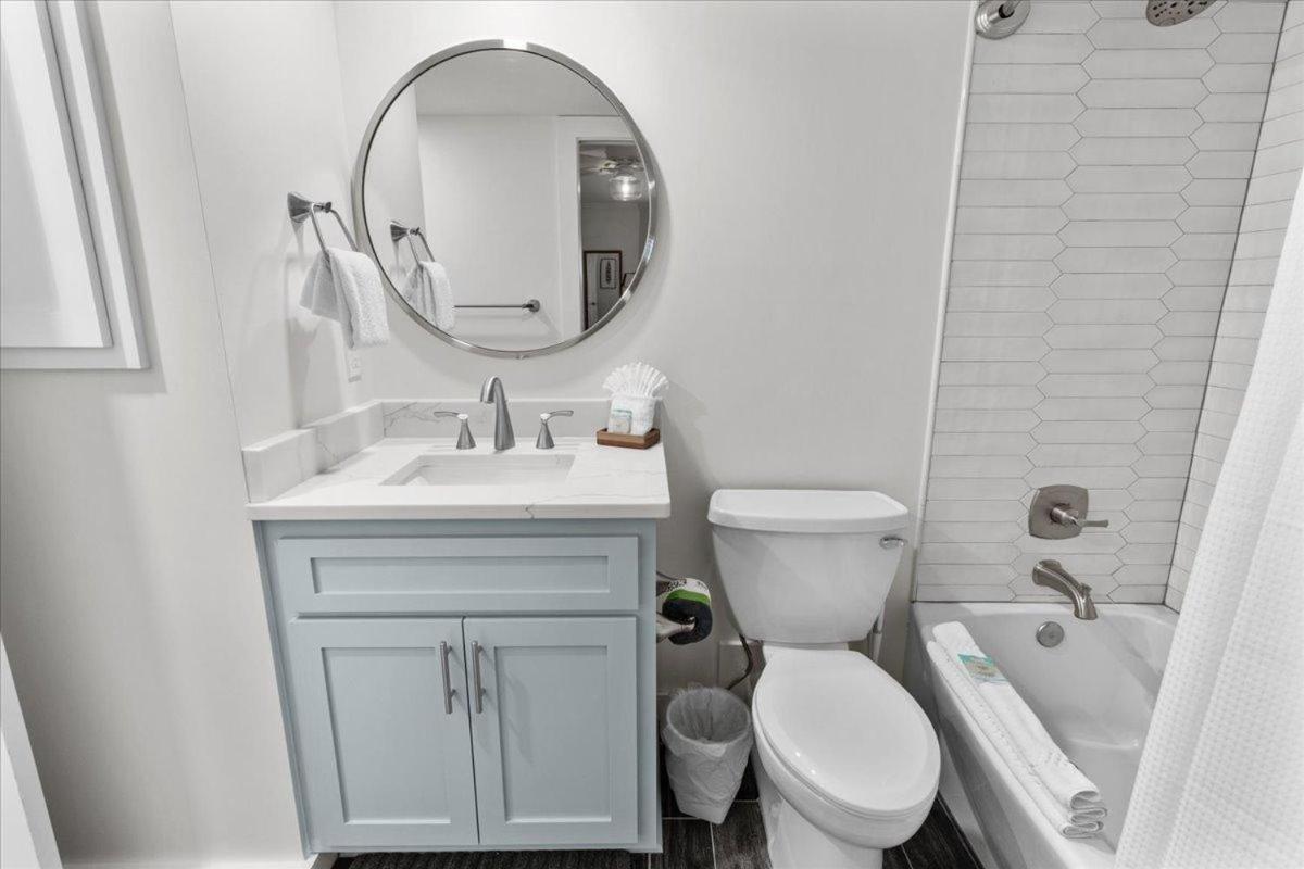 Surf And Racquet Unit 413 Holiday home Destin
