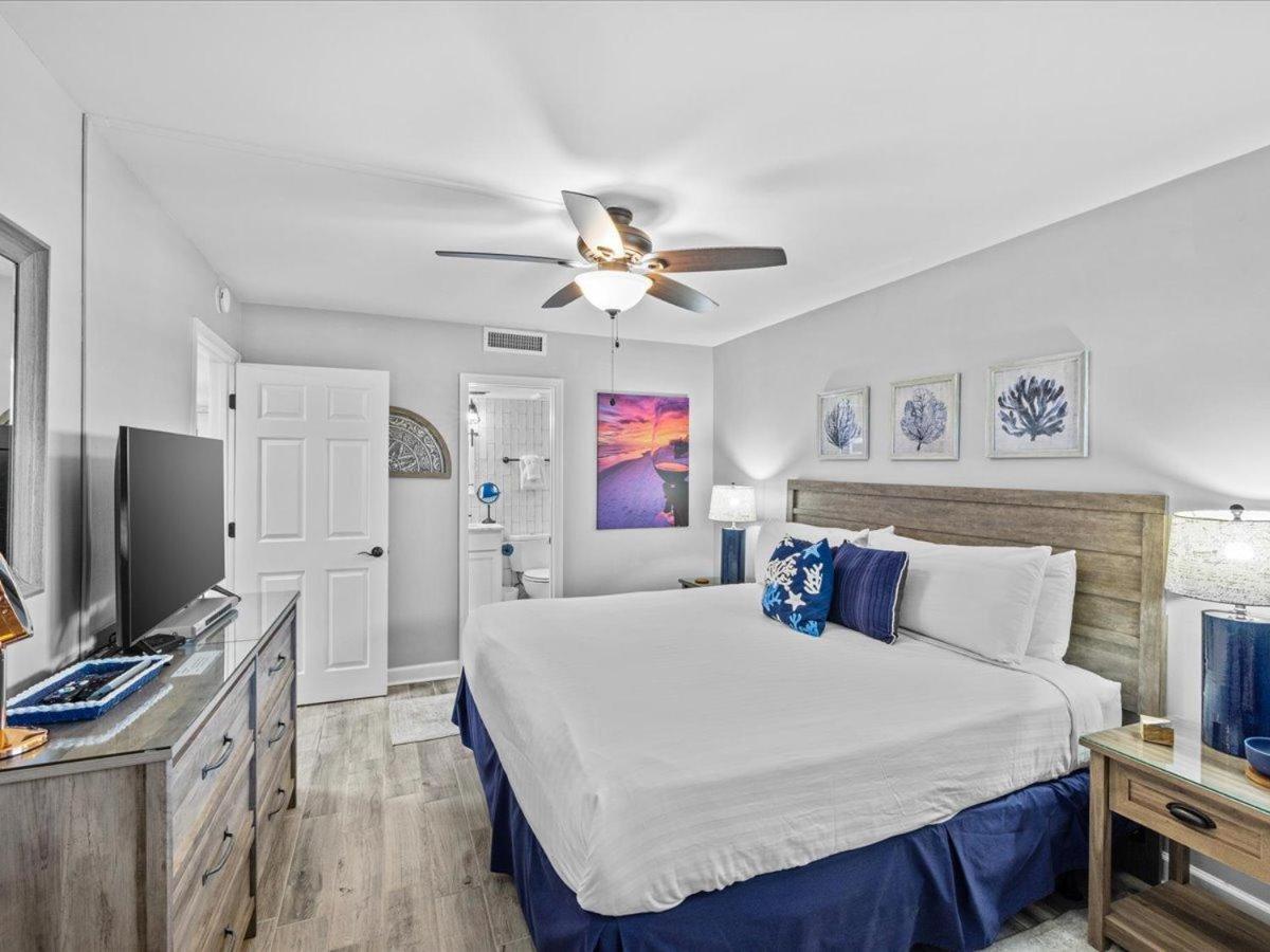 Holiday home Surf And Racquet Unit 713 *