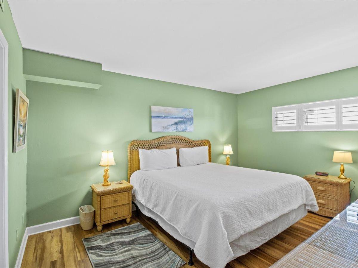Surf And Racquet Unit 719 Holiday home Destin
