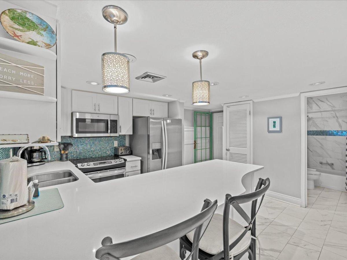 Surf And Racquet Unit 302 Destin