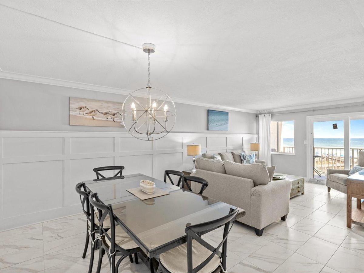 Holiday home Surf And Racquet Unit 302 Destin