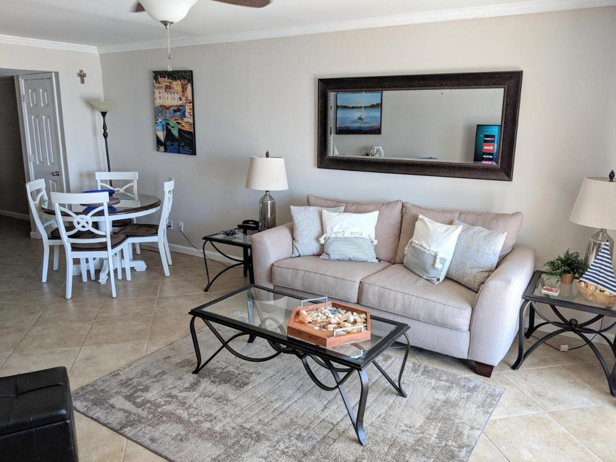 Surf And Racquet Unit 622 Destin
