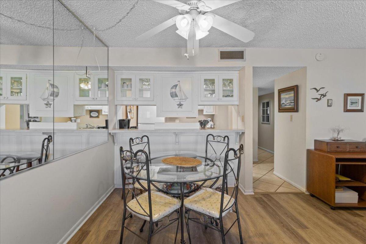 Holiday home Surf And Racquet Unit 217