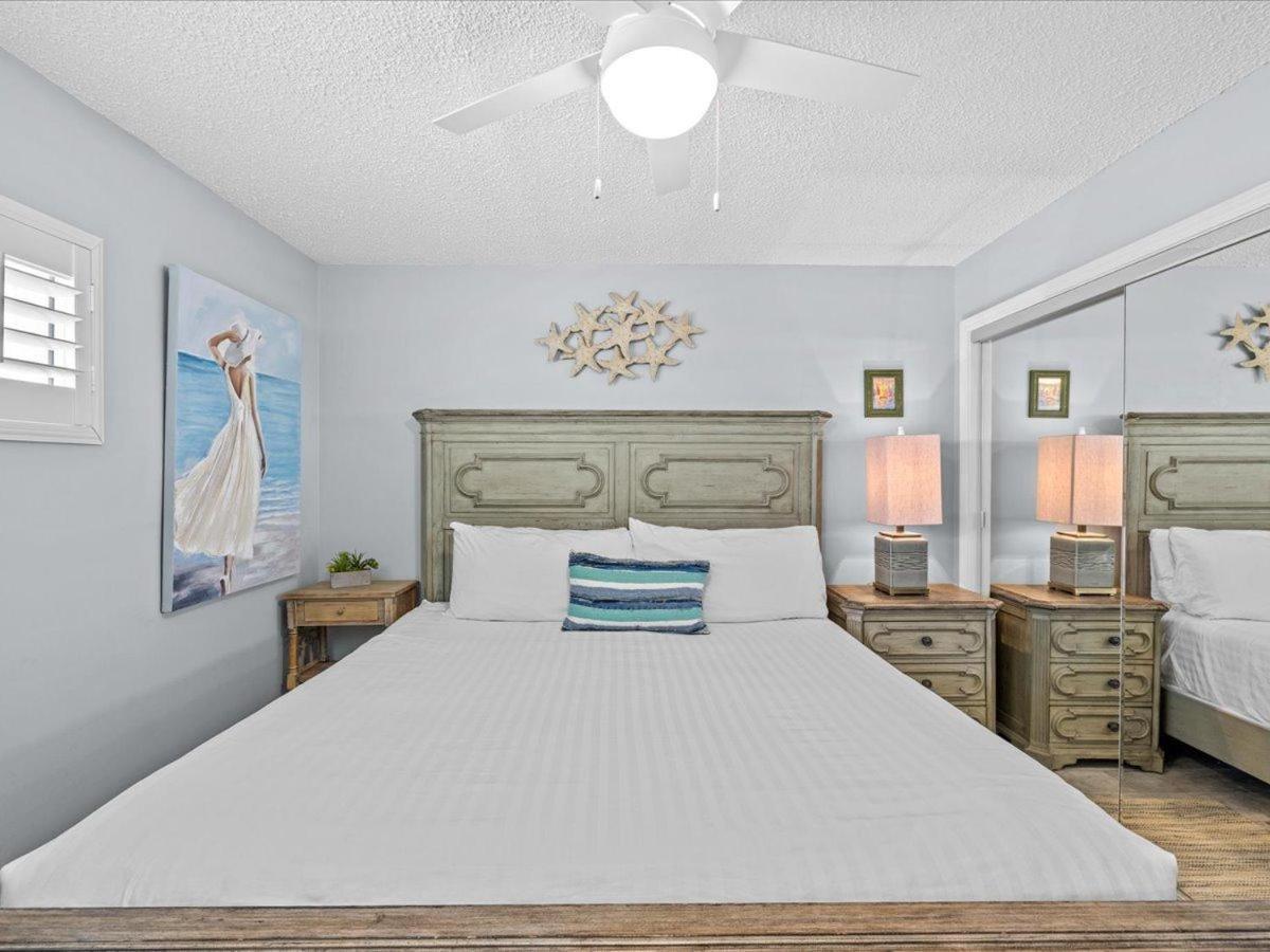 Surf And Racquet Unit 518 Destin