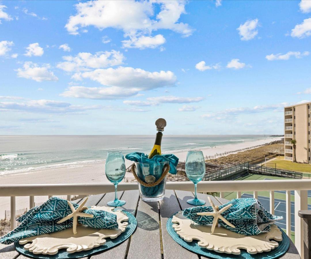 Surf And Racquet Unit 422 * Destin