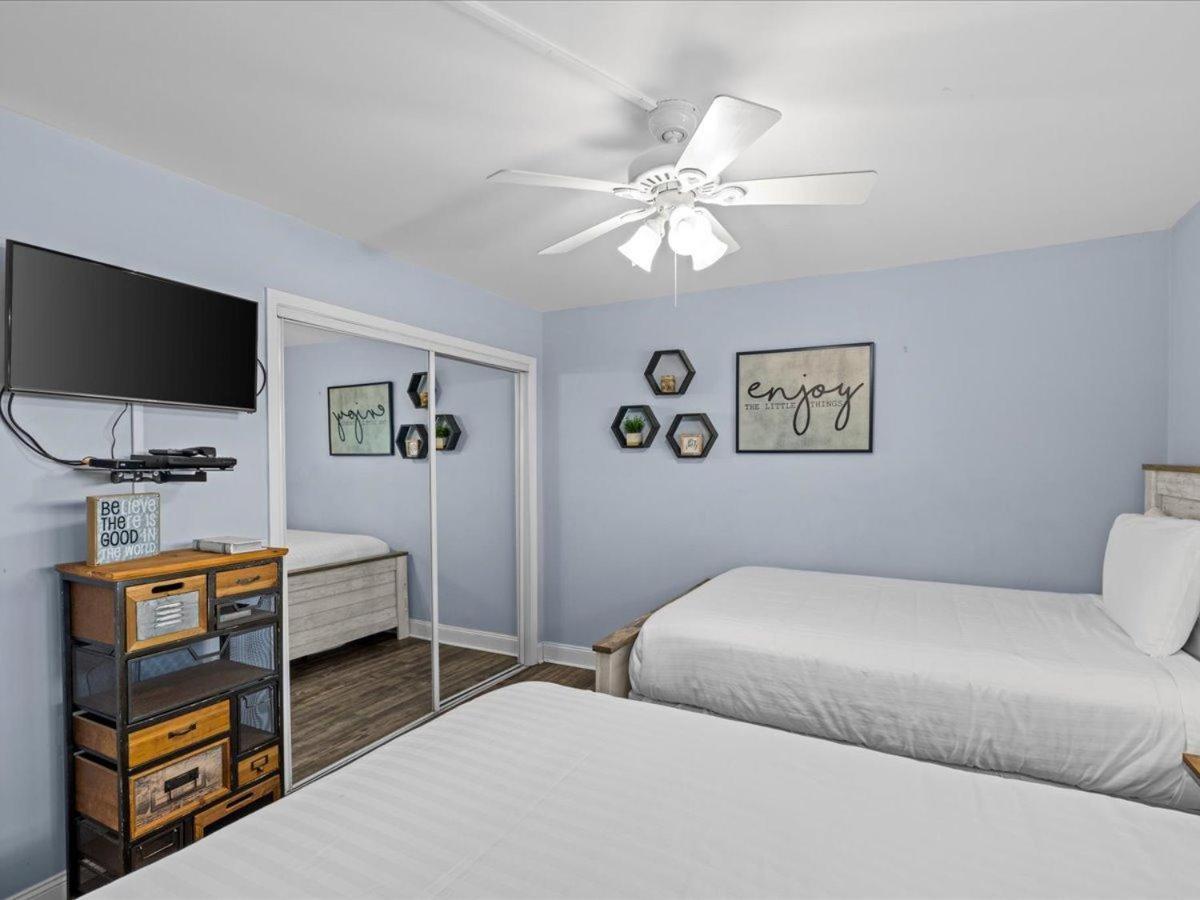 Holiday home Surf And Racquet Unit 607 *