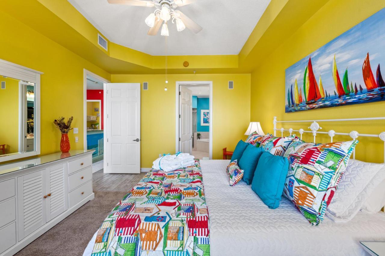 Beachfront Luxury 2bd 2ba With Balcony! Sleeps 6!