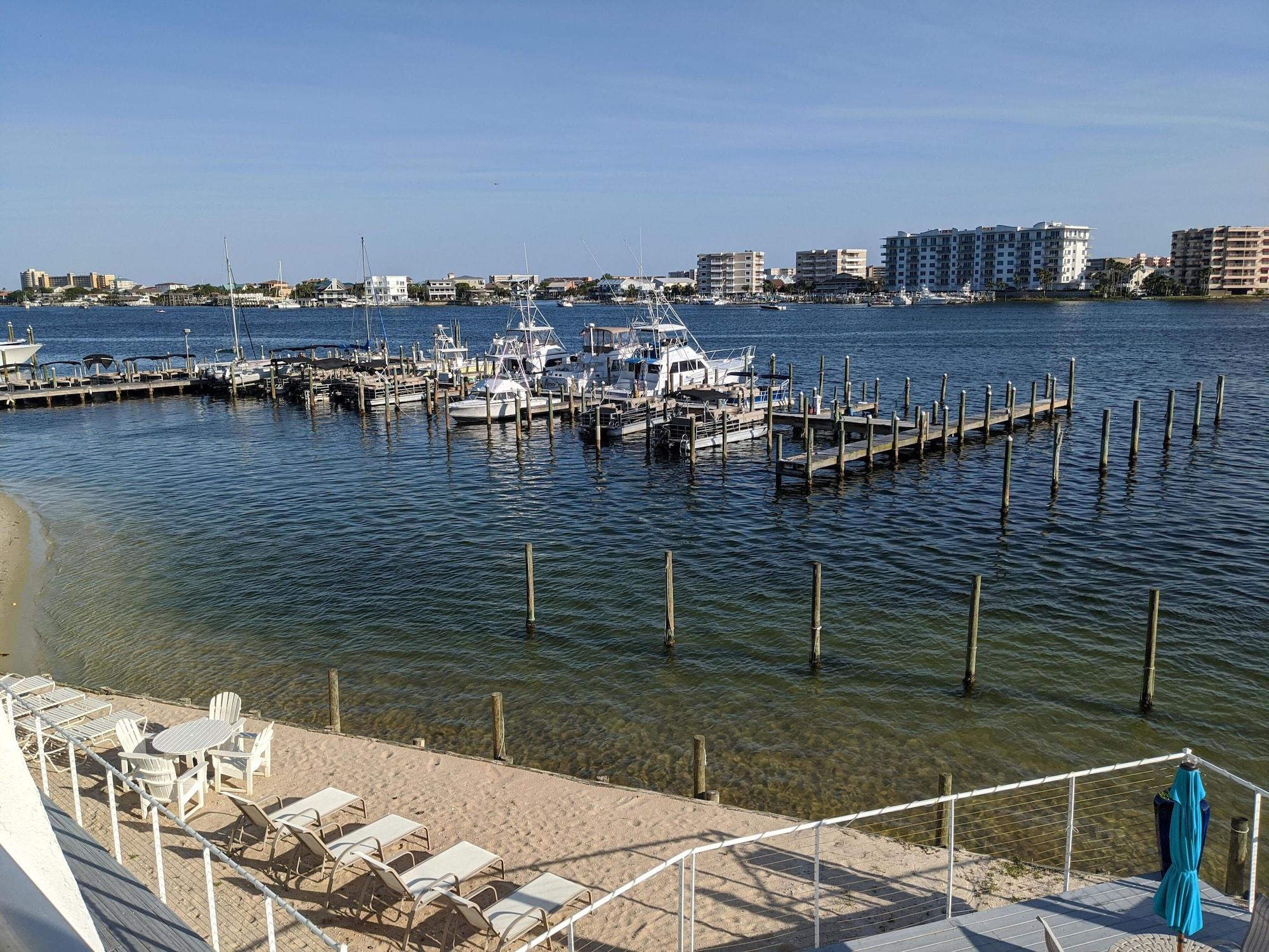 On Harbor, Ascend Collection Hotel 3*