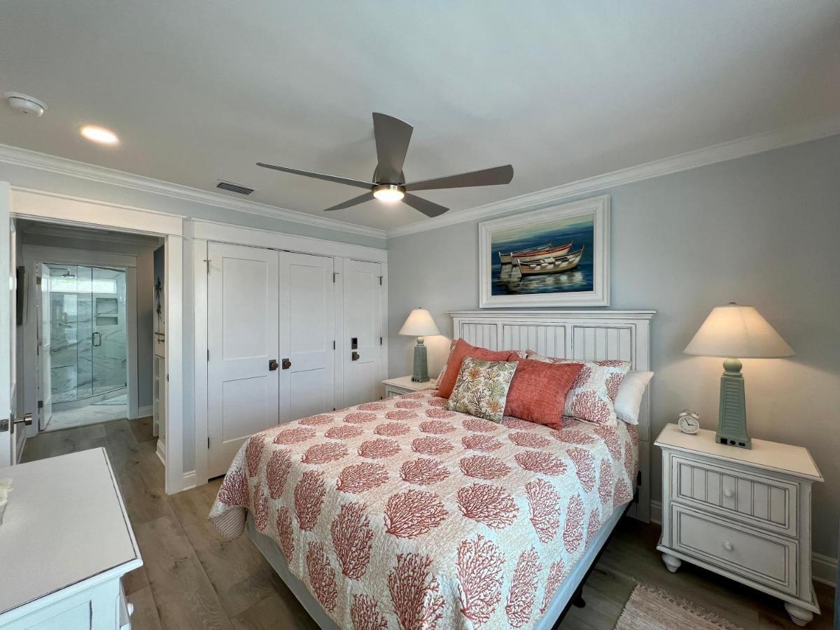 Sandpiper Cove Unit 2049 *