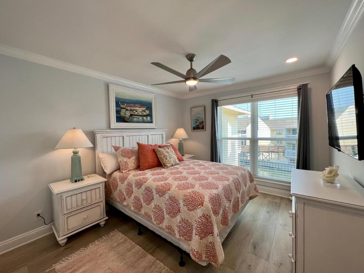 Sandpiper Cove Unit 2049 *