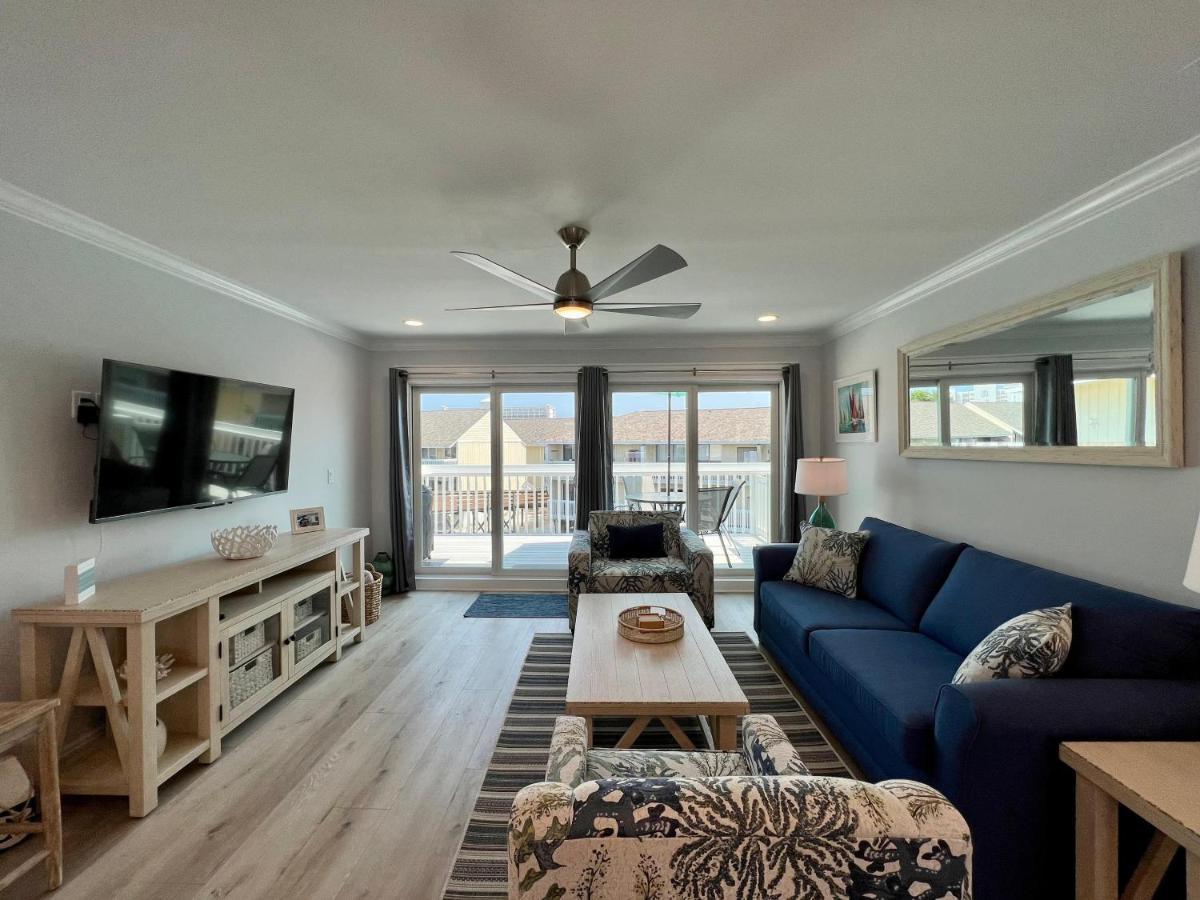 Sandpiper Cove Unit 2049 Holiday home Destin