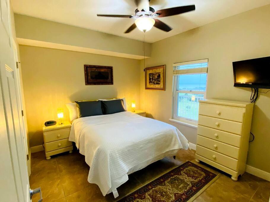 Beautiful View Apartment Destin