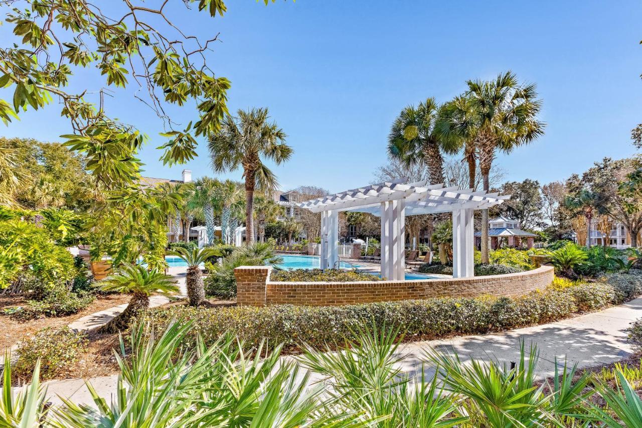 Baytowne Wharf - Market Street #338
