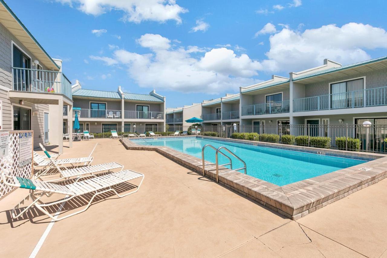Gulf Winds East 7 - Amazing View Of The Gulf Short Walk To The 2bed And 3bath Holiday home *