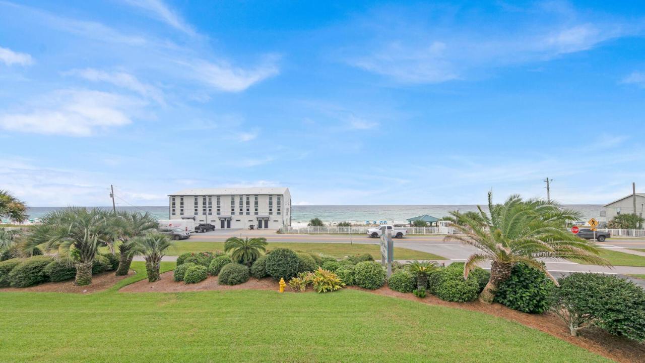 Gulf Winds East 7 - Amazing View Of The Gulf Short Walk To The 2bed And 3bath Destin