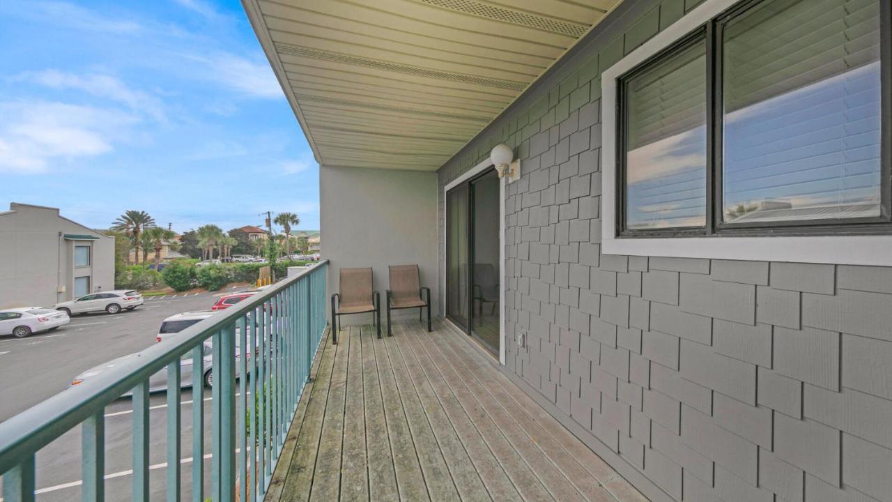 Gulf Winds East 7 - Amazing View Of The Gulf Short Walk To The 2bed And 3bath Holiday home *