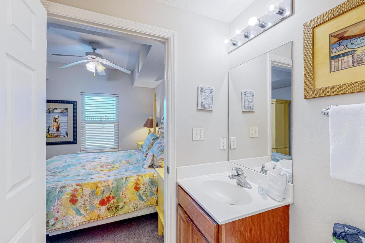 Ariel Dunes I 505 Apartment