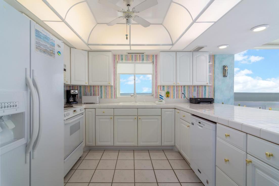 2096 Front 3 Bdrm Beachfront Free Setup *