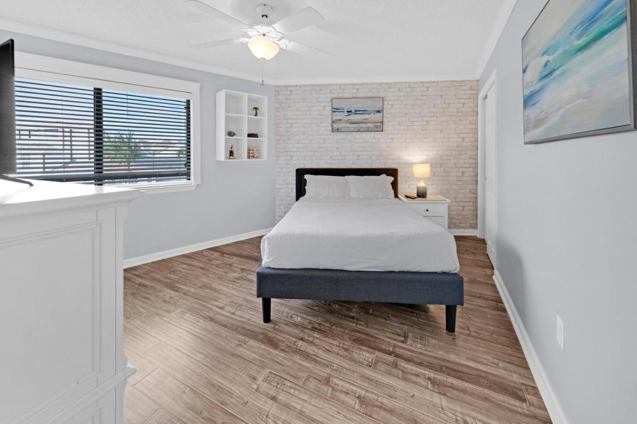 Crystal Village Ii 19b - 2bd 2ba Near The Sleeps 6