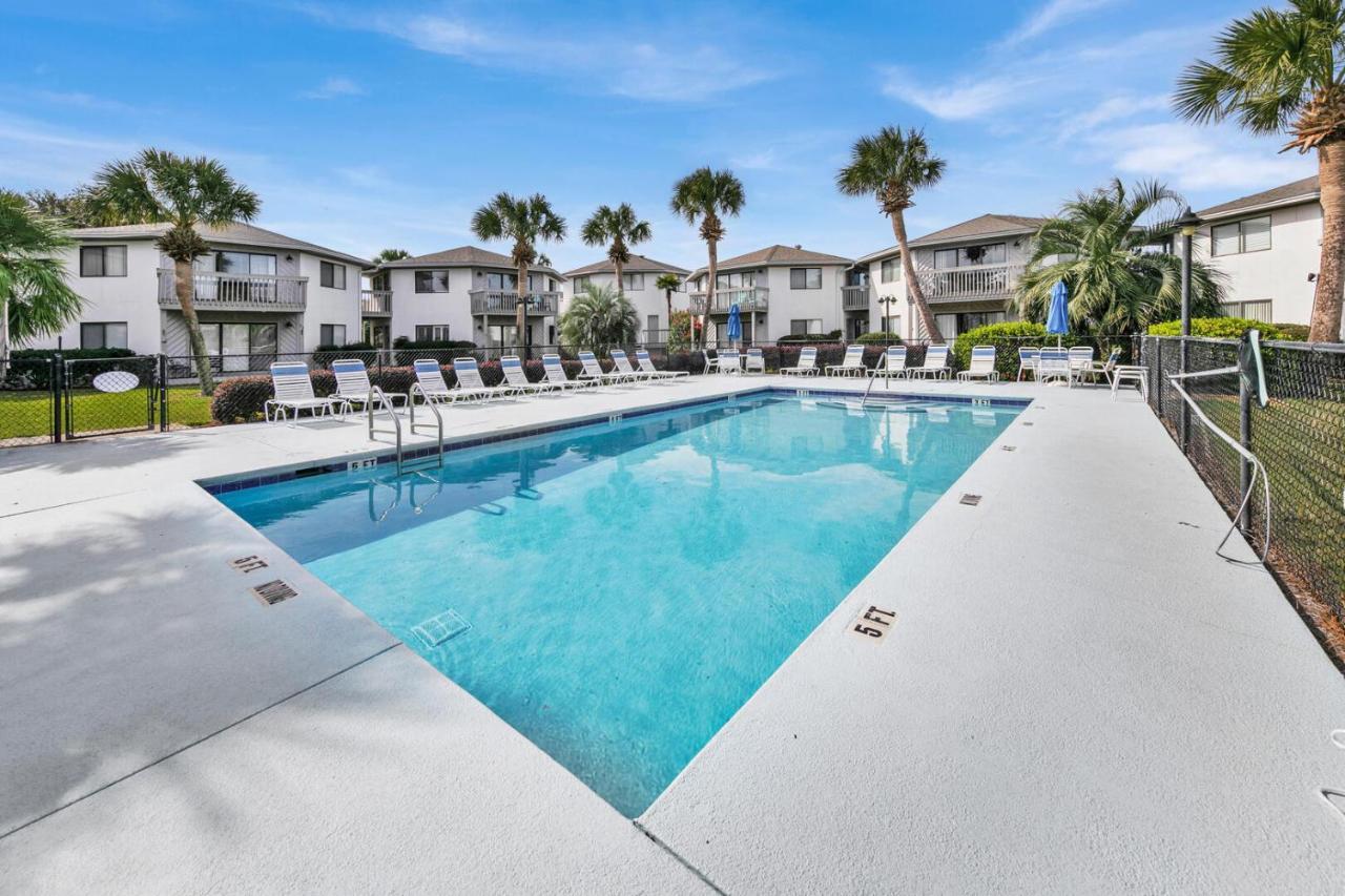 Crystal Village Ii 19b - 2bd 2ba Near The Sleeps 6 * Destin