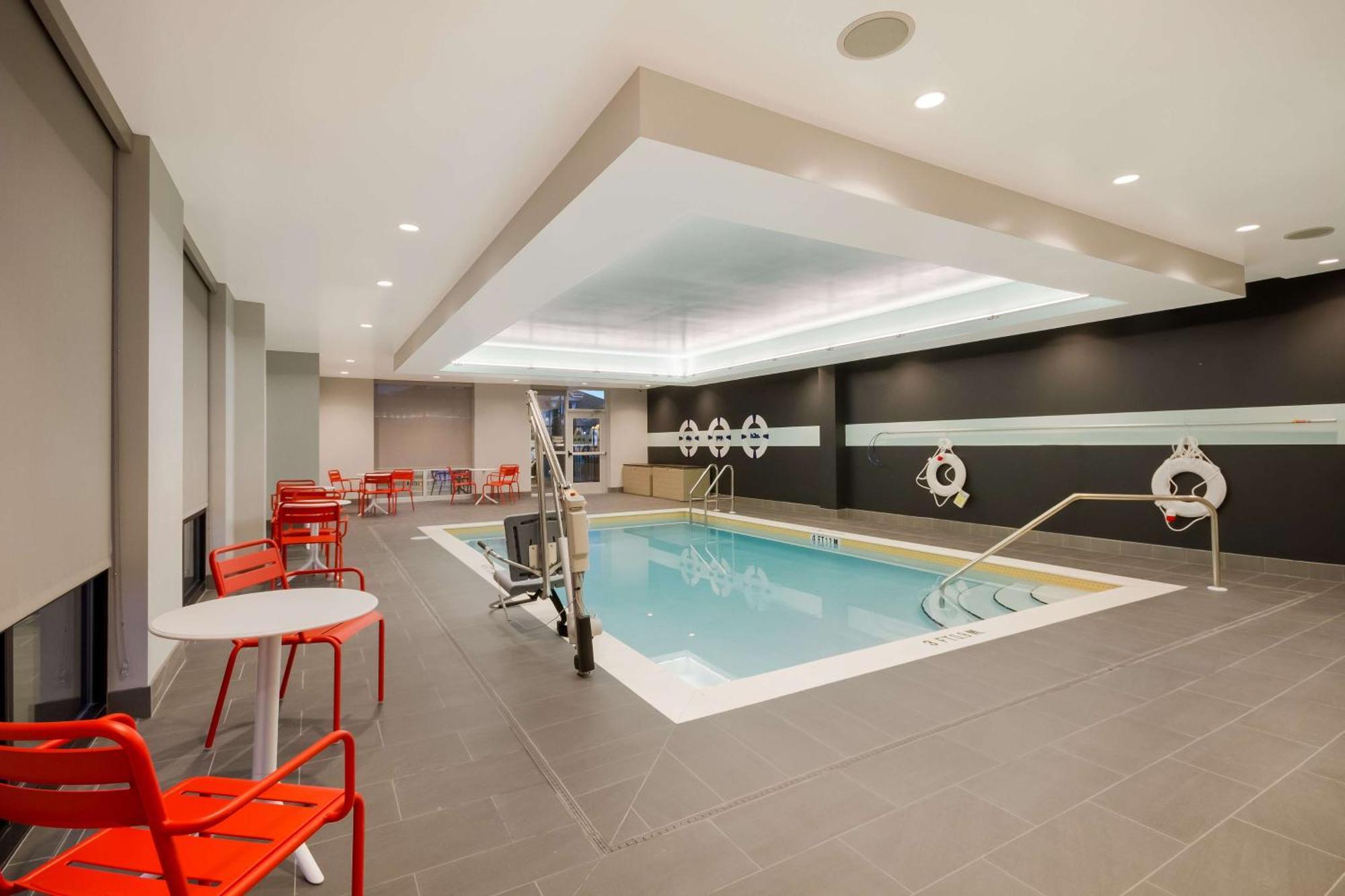 Hotel Tru By Hilton