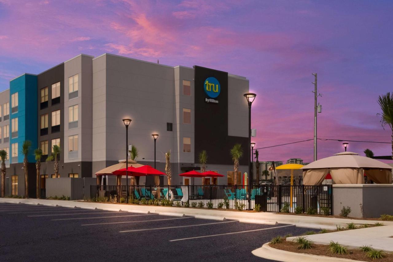 Tru By Hilton Hotel