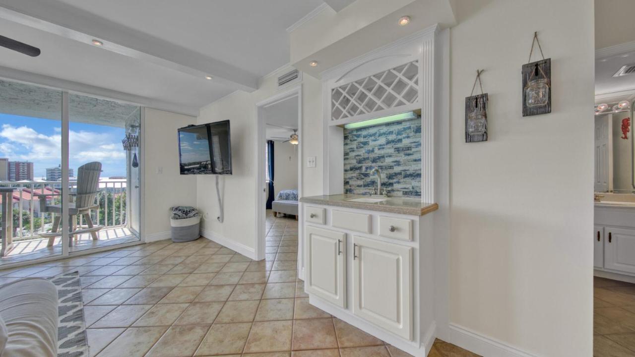 Holiday home Dolphin Point 502b - 2br On Isle With Harbor View