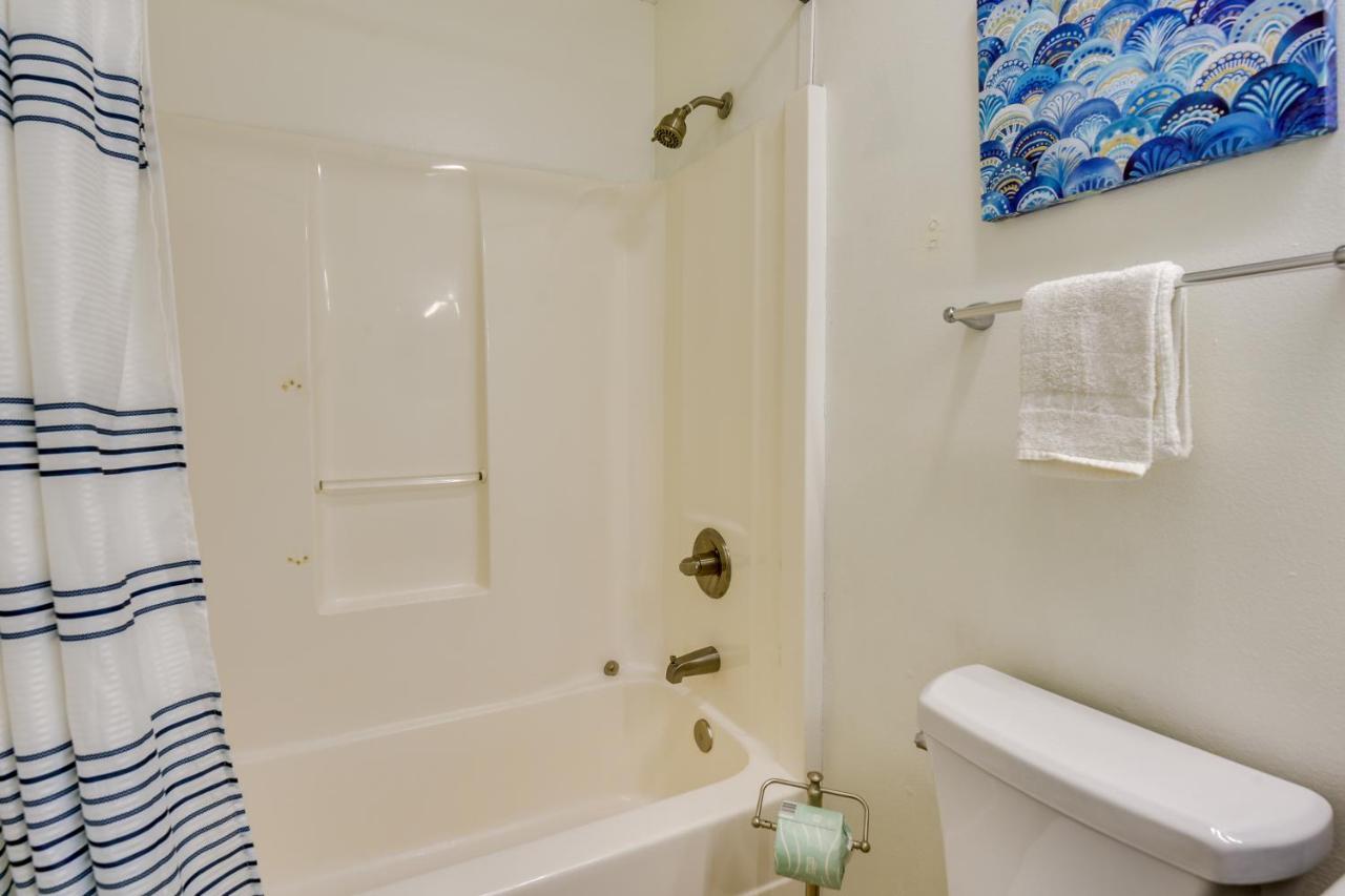 Apartment Prime Miramar Getaway With Pool Access! Destin