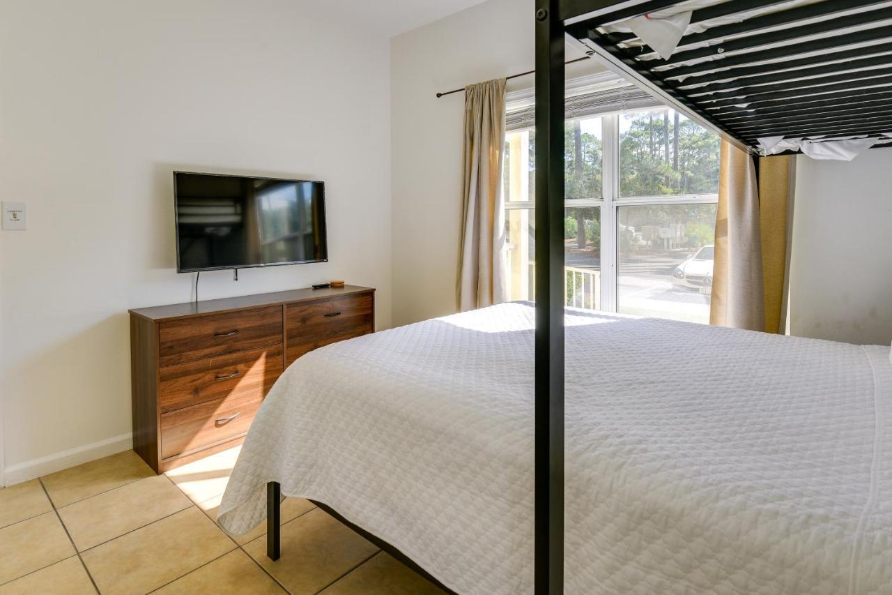 Apartment Prime Miramar Getaway With Pool Access!