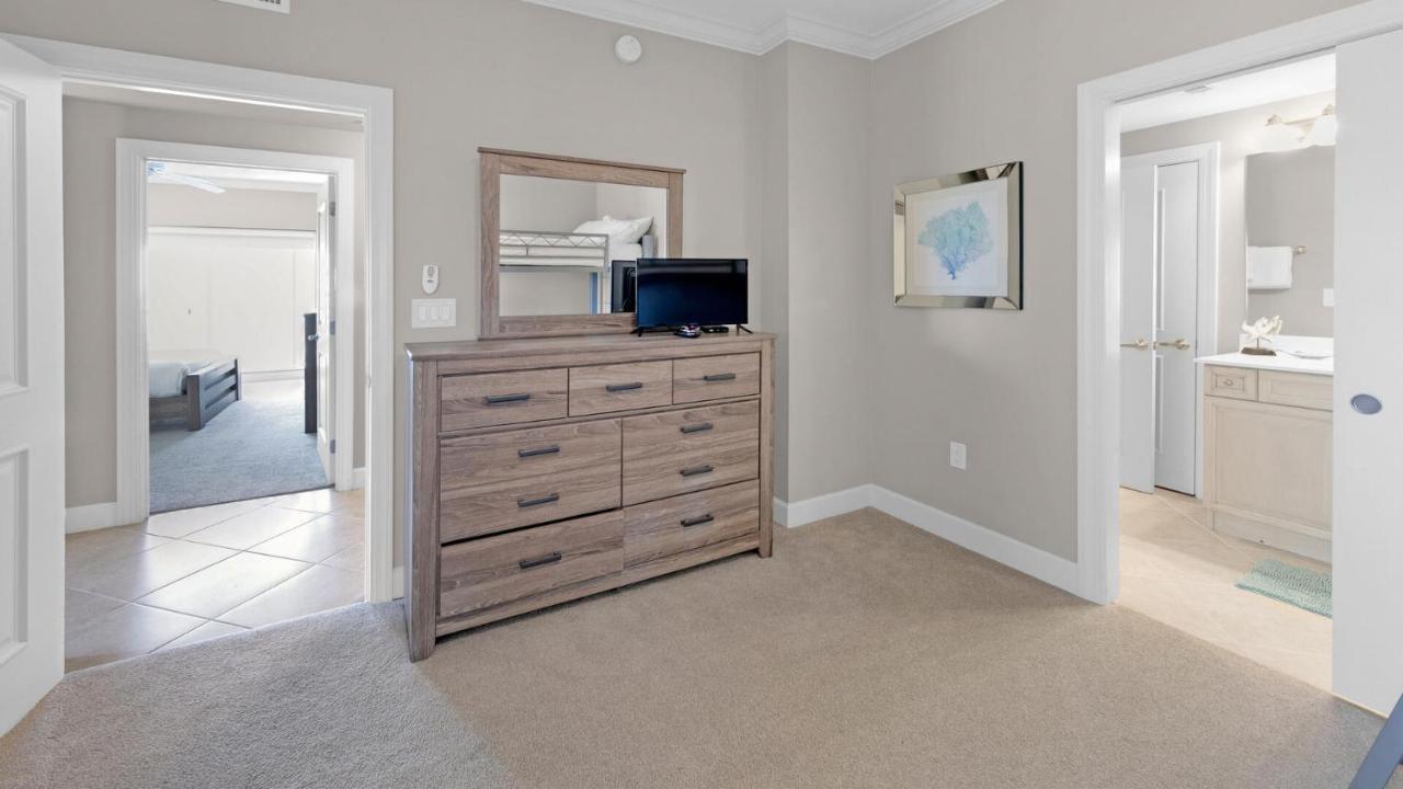 Harbor Landing 201b - Lovely 3br On Isle With Harbor Views *