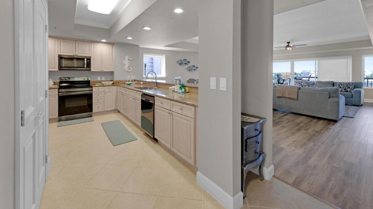 Holiday home Harbor Landing 201b - Lovely 3br On Isle With Harbor Views