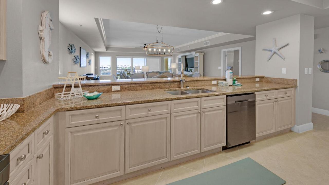 Holiday home Harbor Landing 201b - Lovely 3br On Isle With Harbor Views *