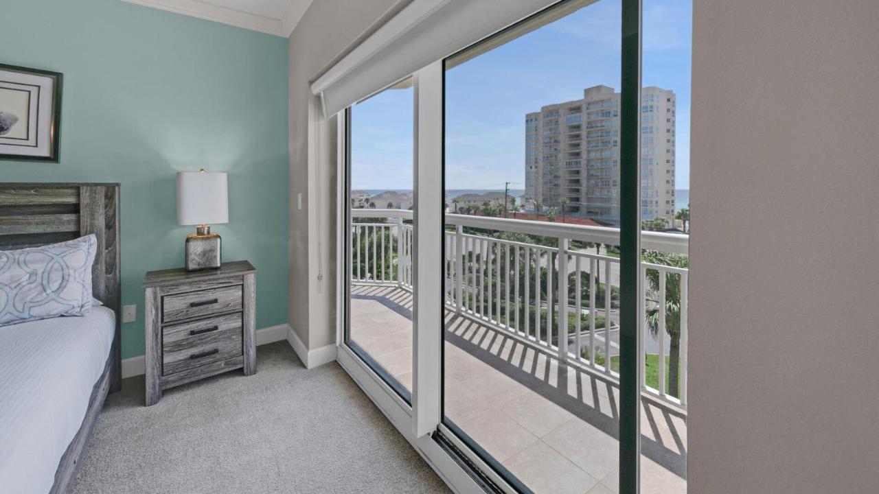 Harbor Landing 201b - Lovely 3br On Isle With Harbor Views Holiday home Destin