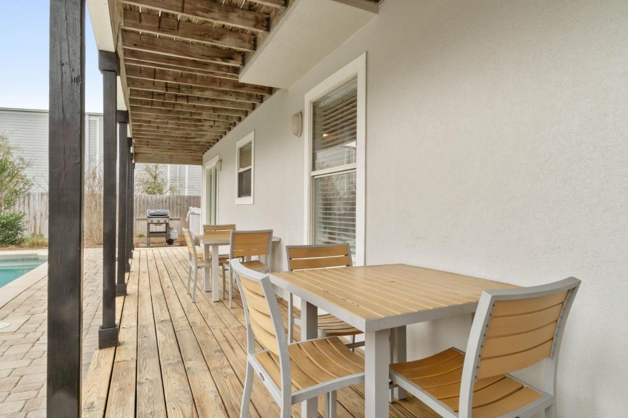 Serenity Coastal Comfort Redefined *