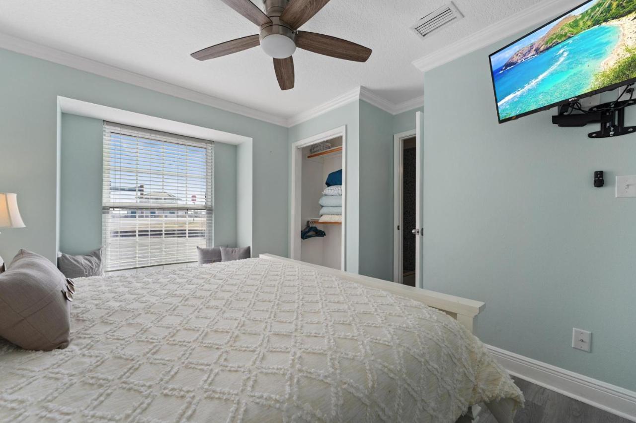 Summer Breeze 101 Holiday home *