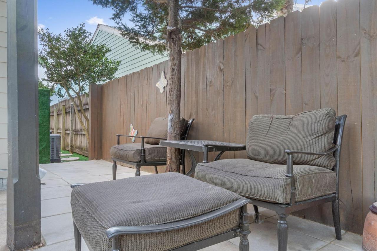 Helena's Place, Fully Renovated Exclusive End Unit Townhouse Holiday home Destin