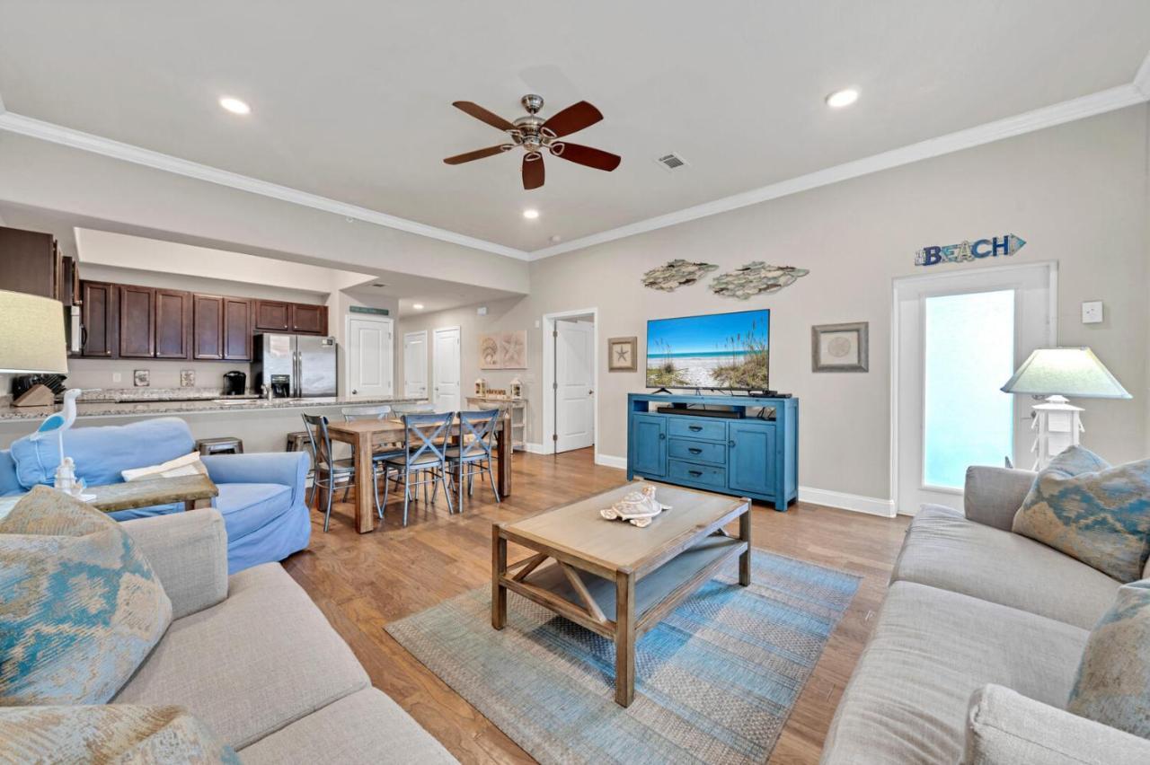 Holiday home Private Patio! Gated Community! Walk To Beach! Alerio C101 Free Activities!