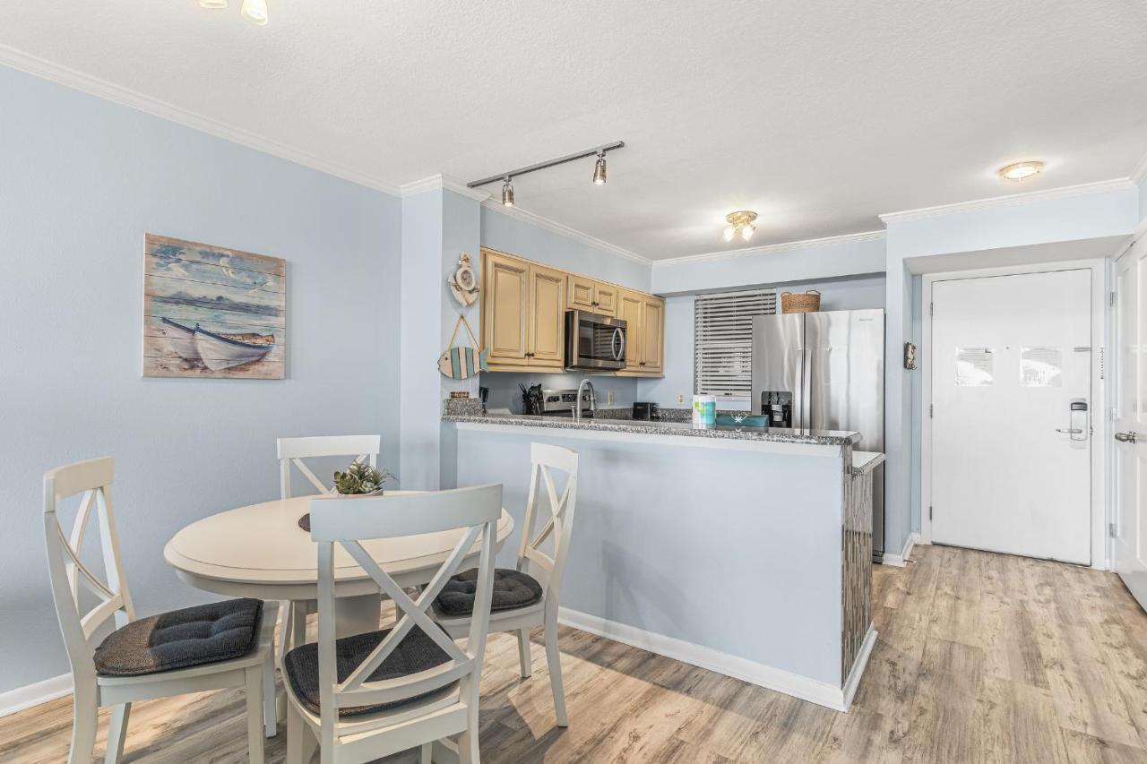 Magnolia House 210 At Pointe *