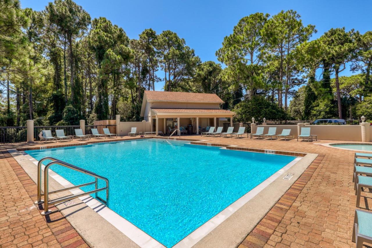 Holiday home Beachwalk 5206