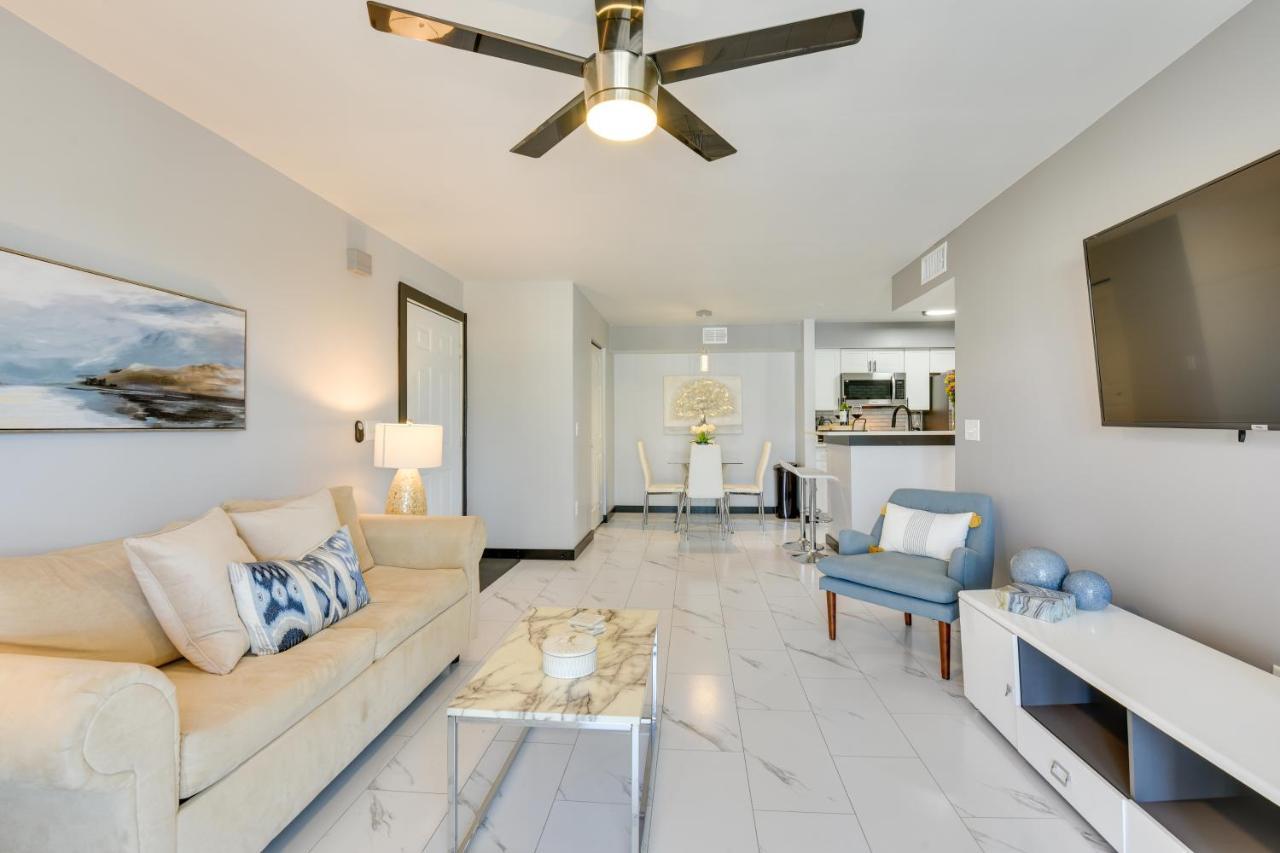 Modern Walk To Golf Course And Beach! Apartment