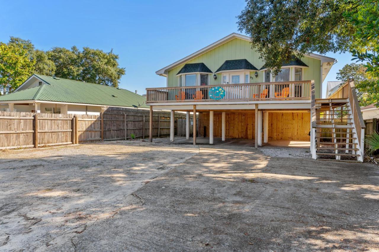 Zula Retreat: Pet-friendly Oasis With Pool, Steps From Shore Destin