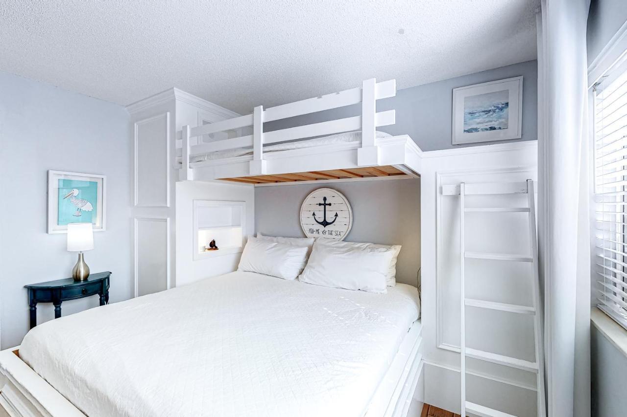 Apartment Tivoli By The Sea #5235