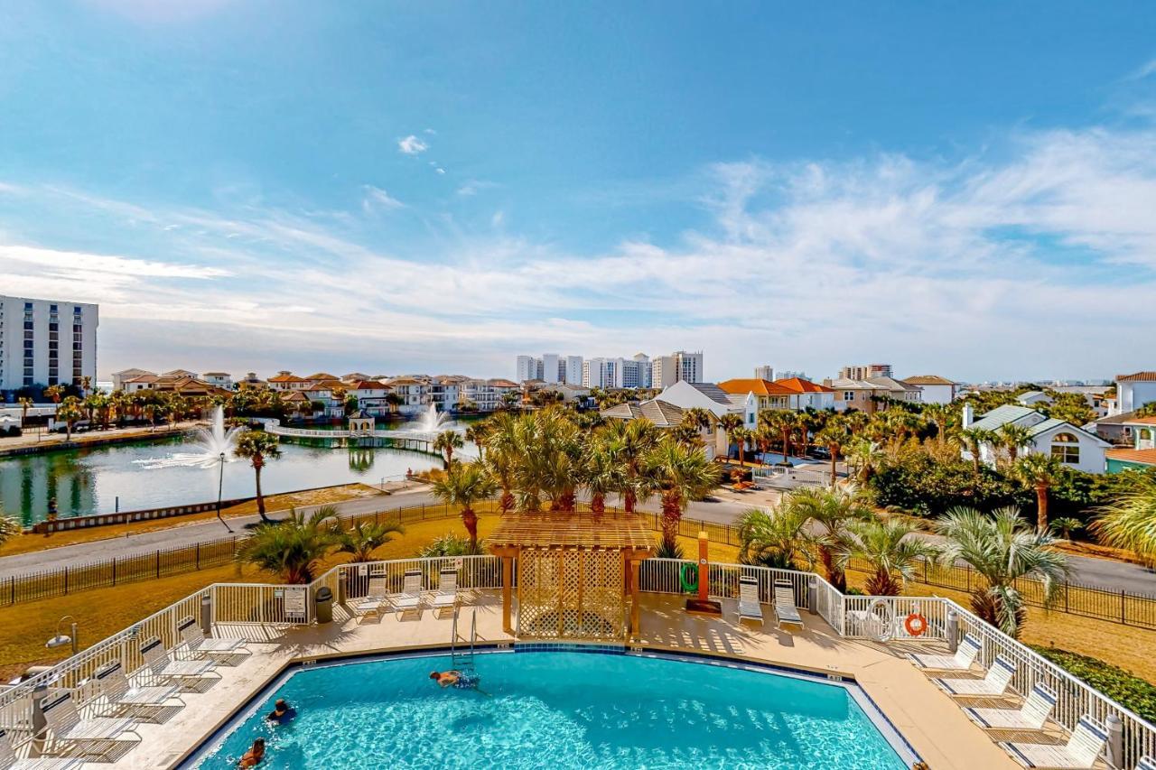 The Terrace At Pelican 304