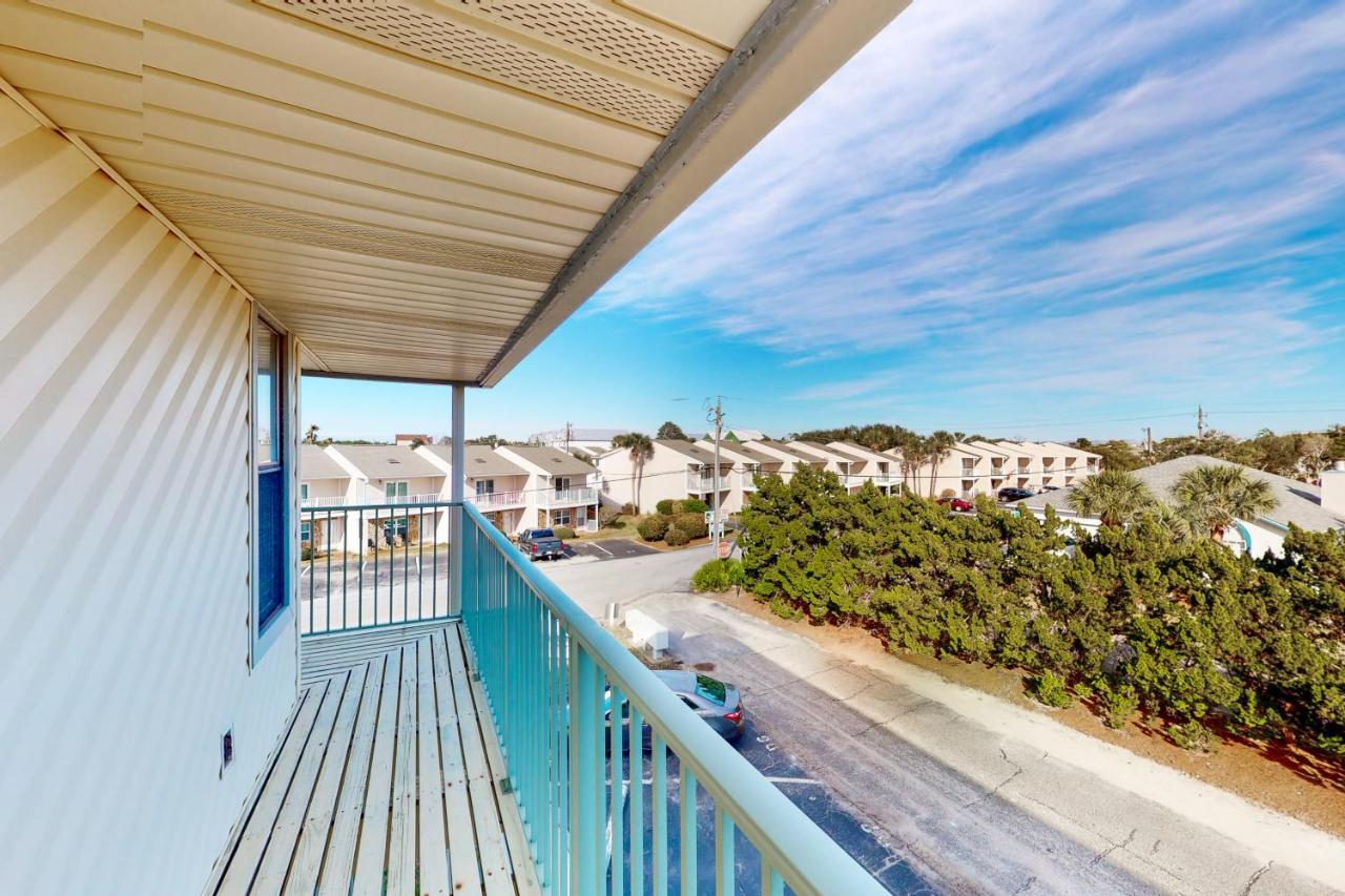 Sandprints D2 Apartment Destin