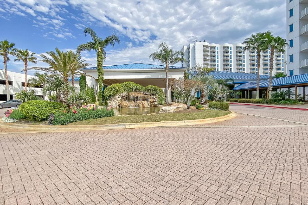 Apartment Palms Of 11109
