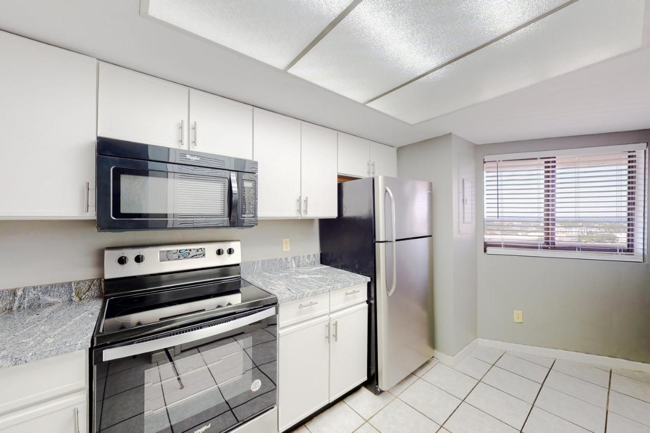 Apartment Edgewater 1301 *