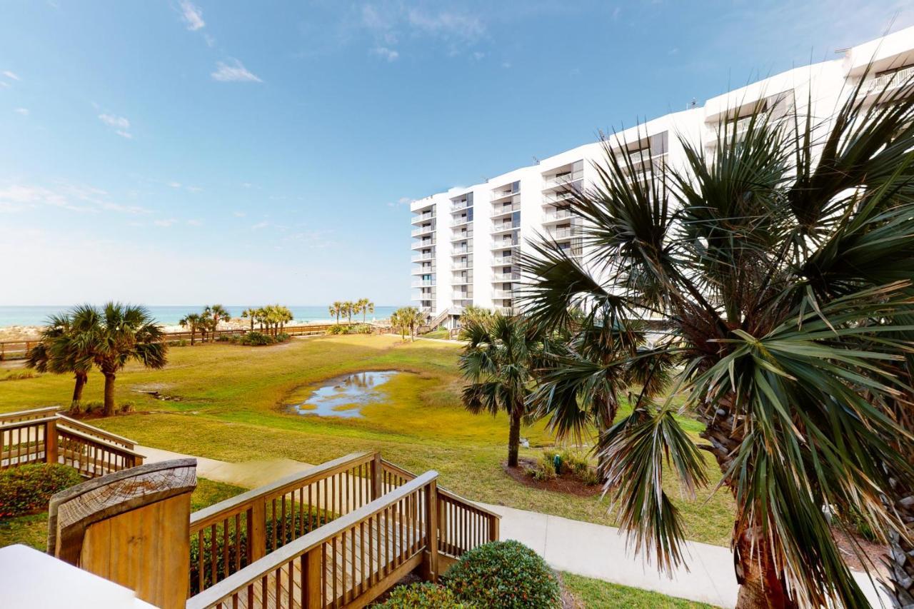 Mainsail 118 * Destin